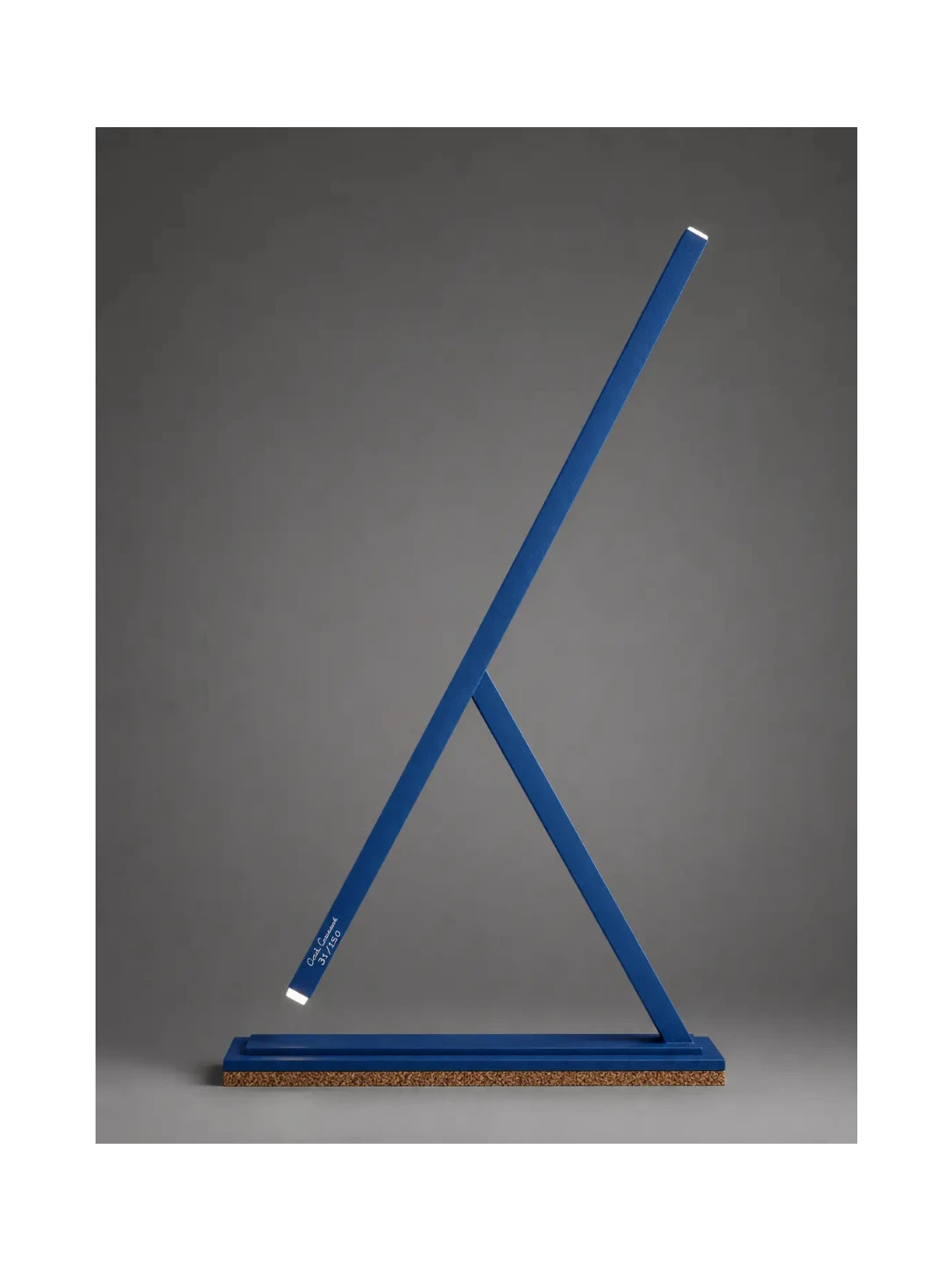 Achille table lamp by Tommaso Cristofaro, sculptural handmade lamp with geometric profile, matte sandblasted finish and slim white diffuser tips