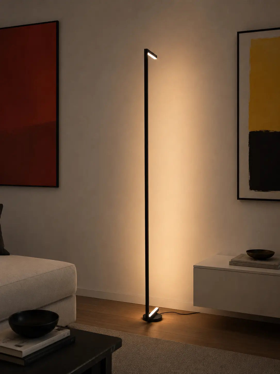 Tratto ambient slim floor lamp